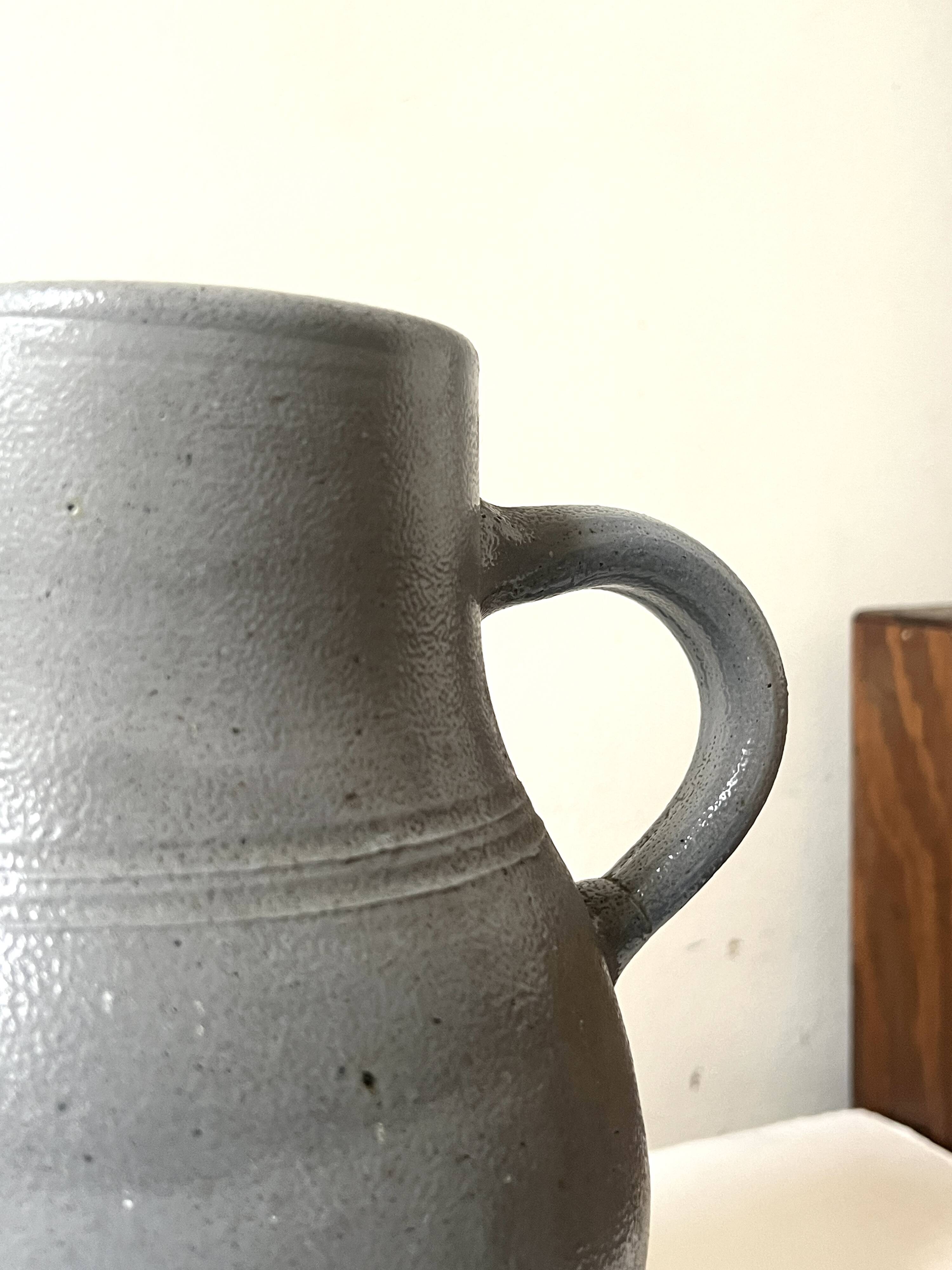 Large ceramic stoneware jug in grey glazed – handcrafted in France around 1970.