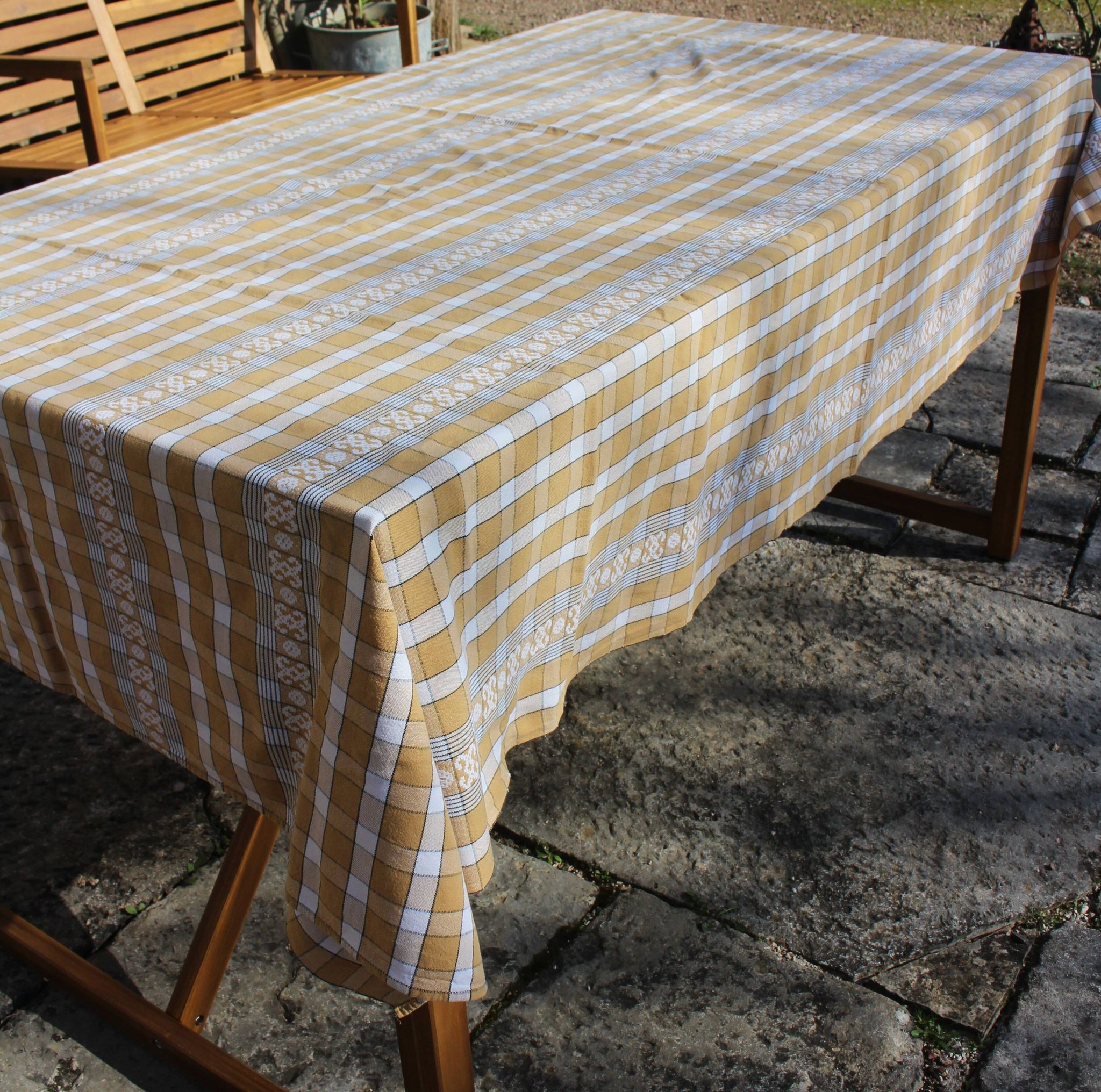 Nappe rectangulaire vintage beige à carreaux