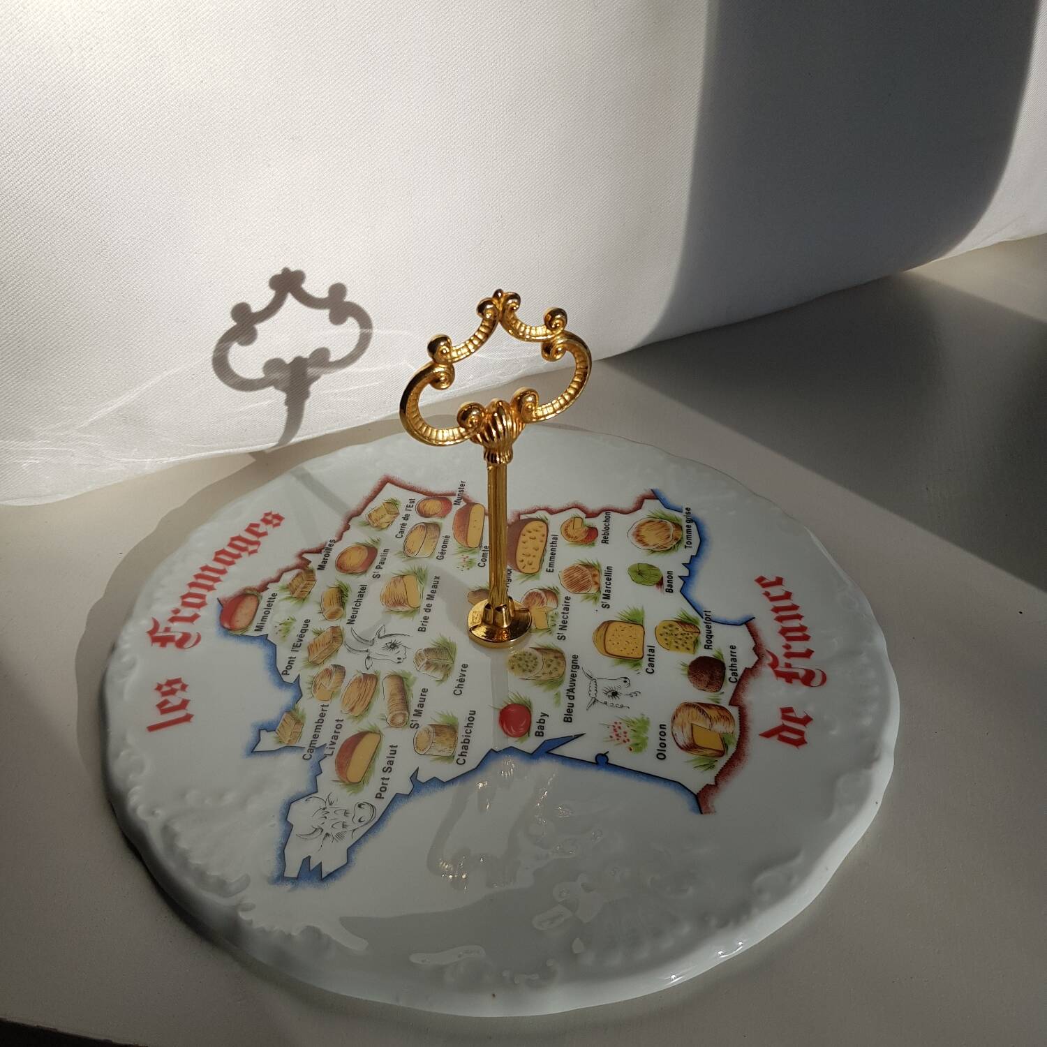 Plat de service à fromage en porcelaine de Limoges