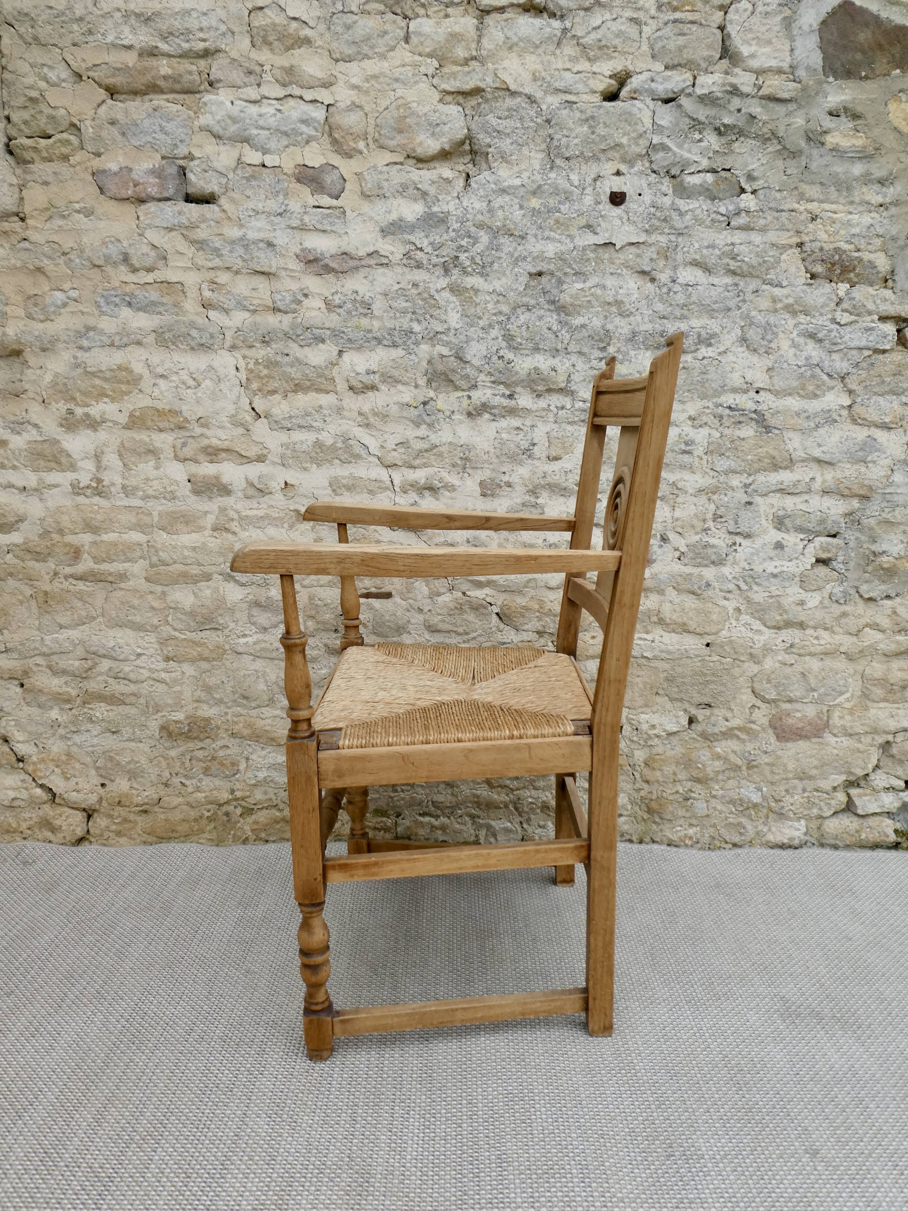 Light wooden neo-rock chair and 1940s mulella seat