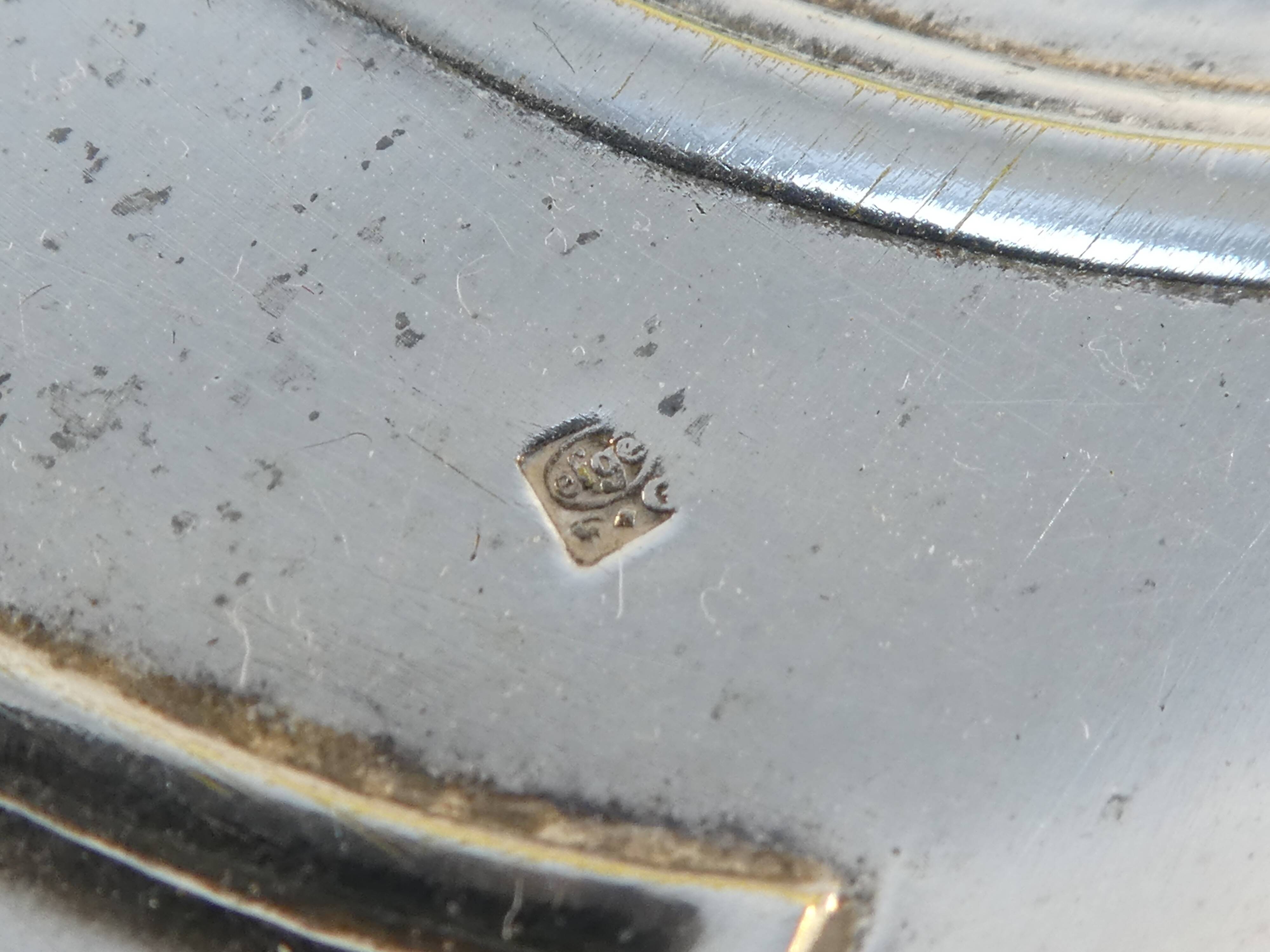 Old basket or bread basket in Silver Metal