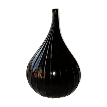 Small black Salviati vase