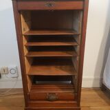 Furniture with sliding drawer