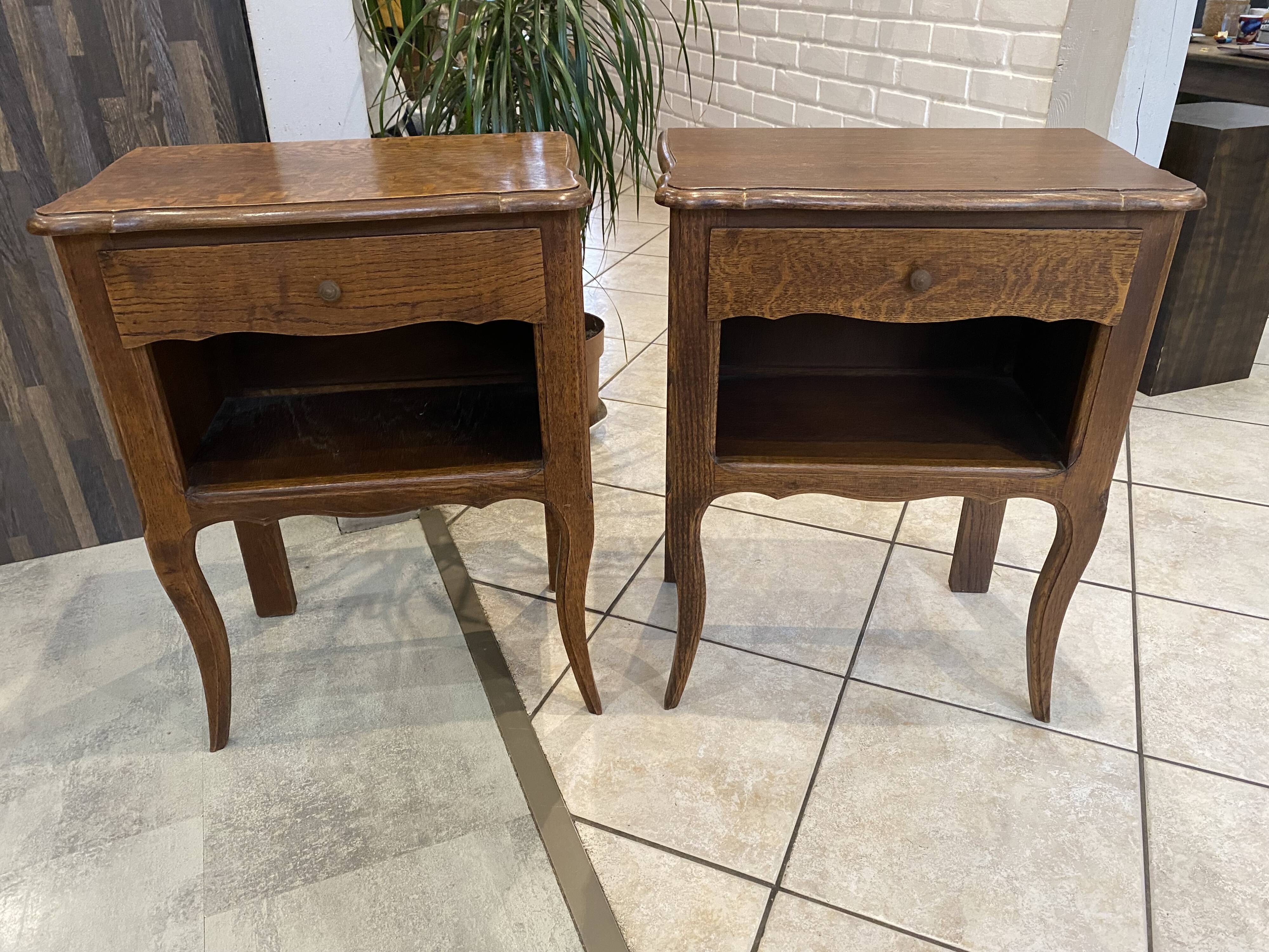Pair of oak bedside tables with drawer and niche from the 1950s.