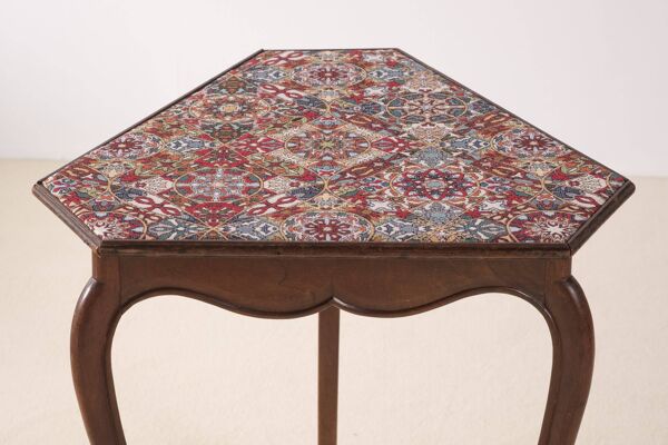 Table d'appoint Louis XV du 19ème siècle