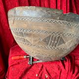 Ancienne jate de cuisine africaine