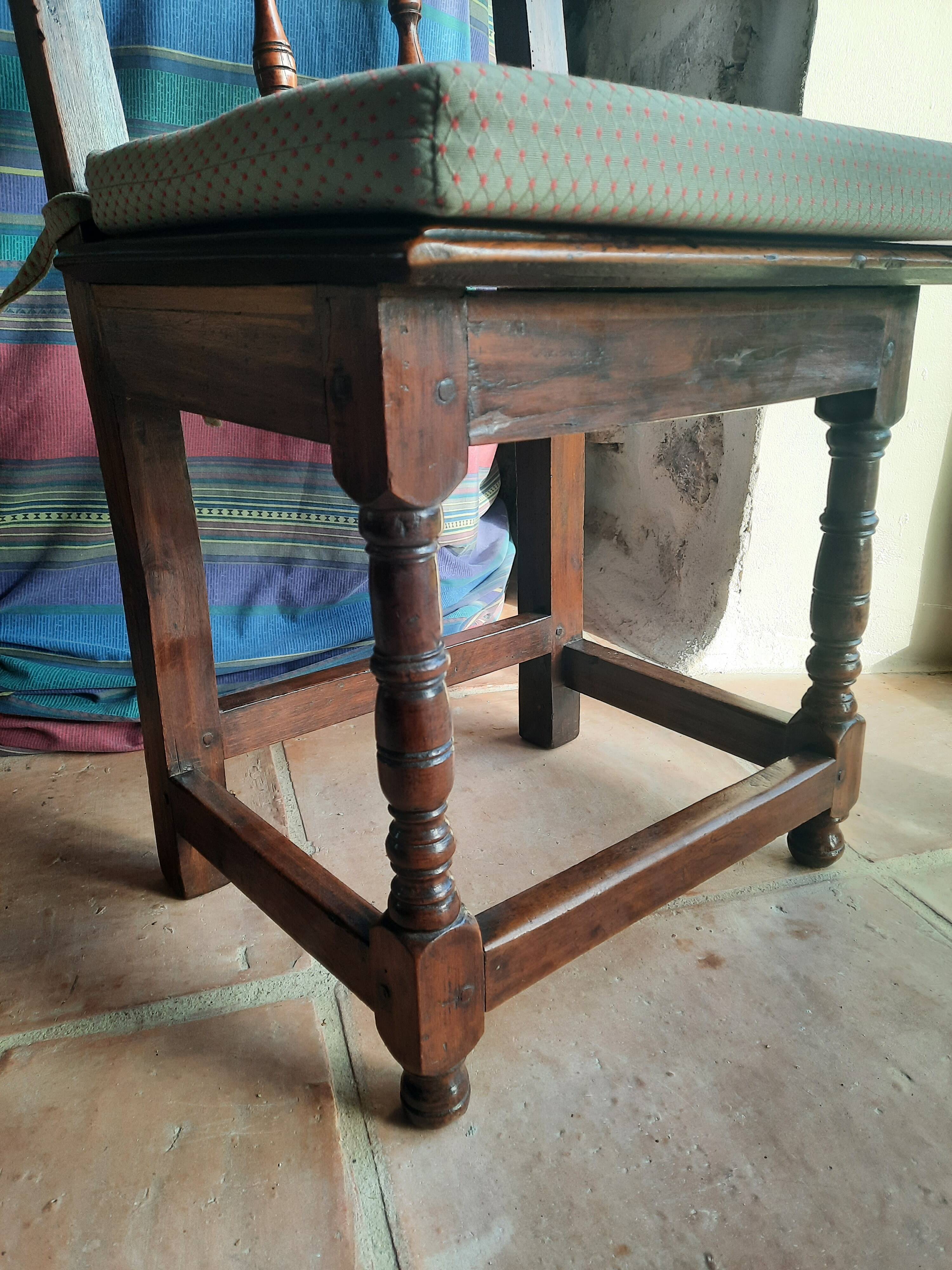Set of 6 antique hazelwood chairs, 17th–18th century
