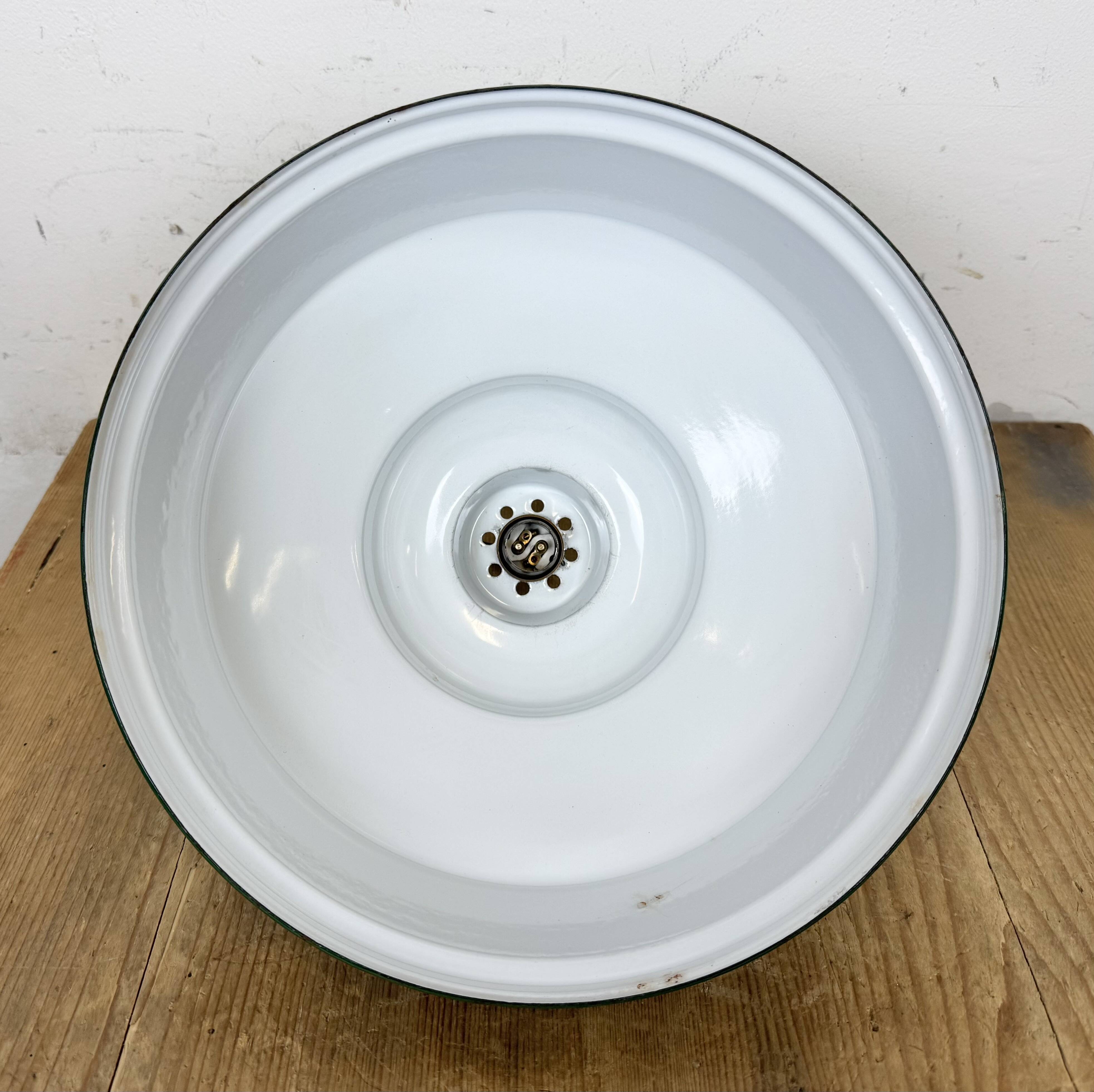 Industrial British Green Enamel Factory Pendant Lamp, 1960s