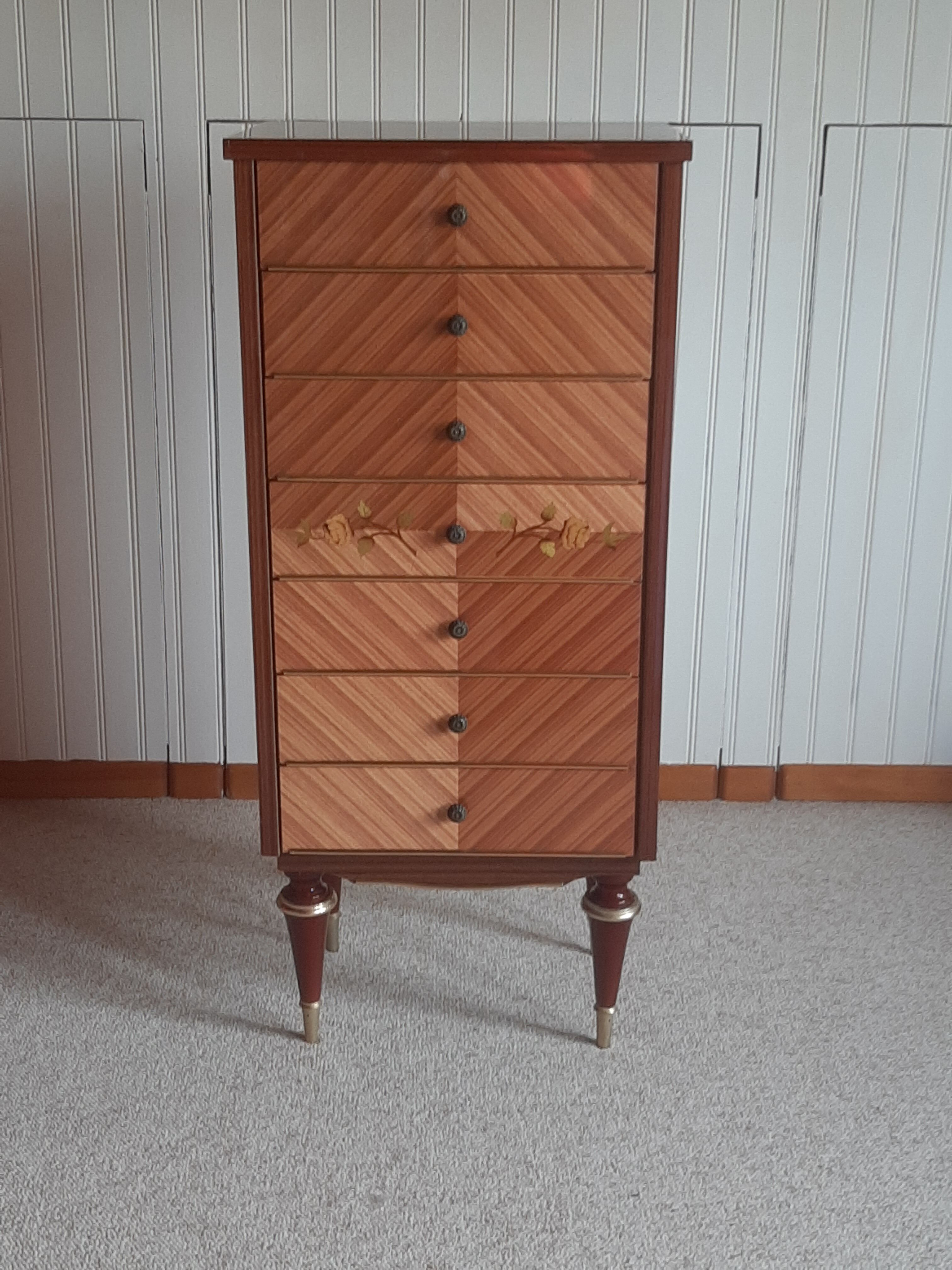 Commode semainier 7 tiroirs style Louis XVI