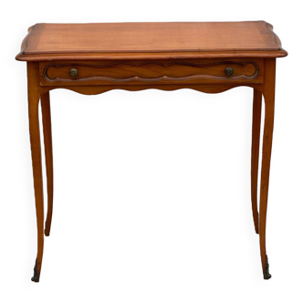 Desk table