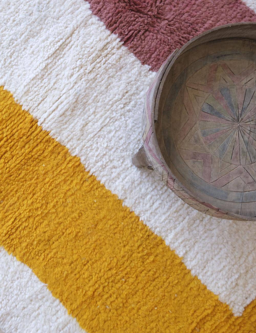 Contemporary Berber Rug - 260 x 192 cm