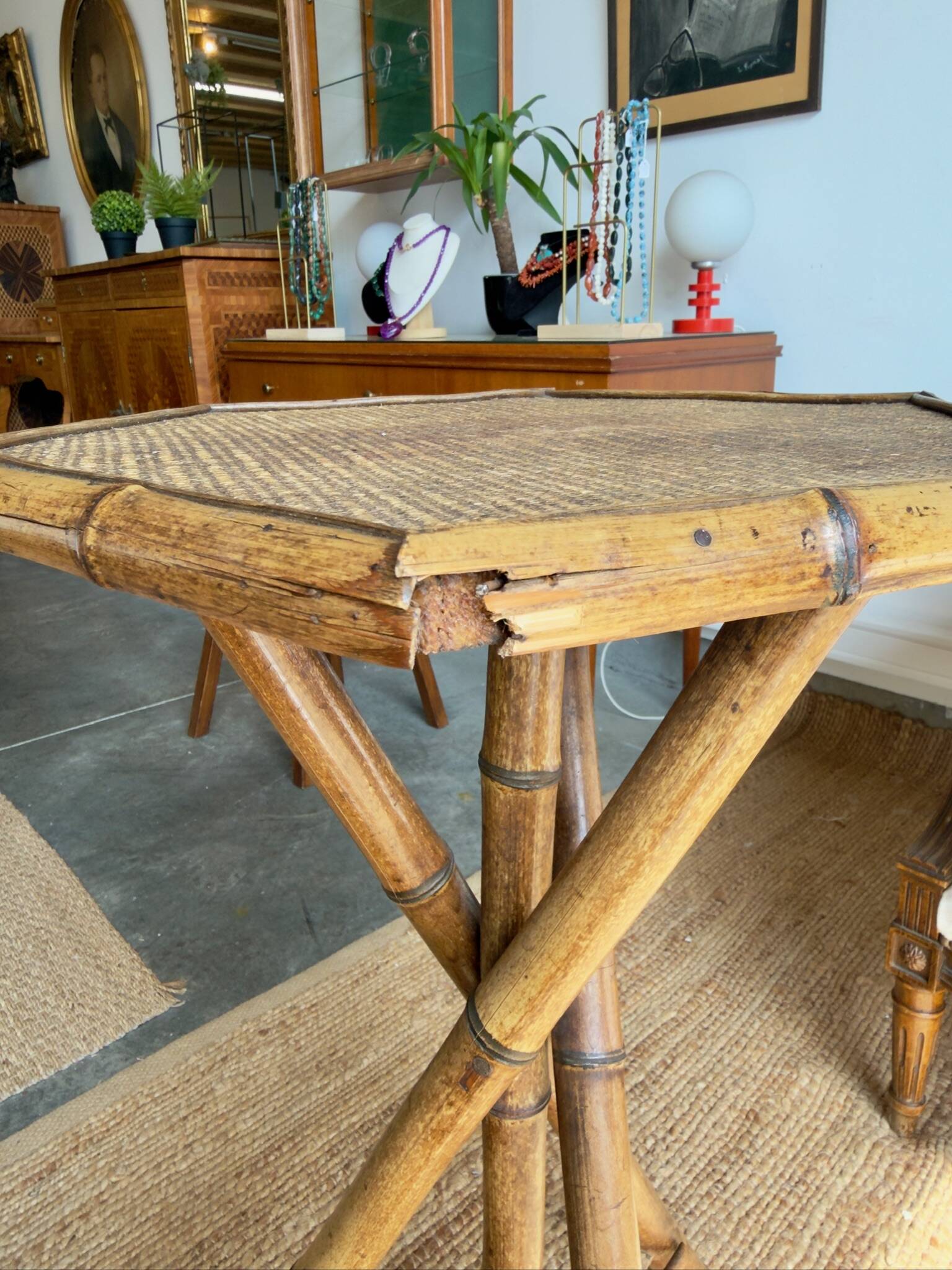 Vintage bamboo side table – Riviera spirit