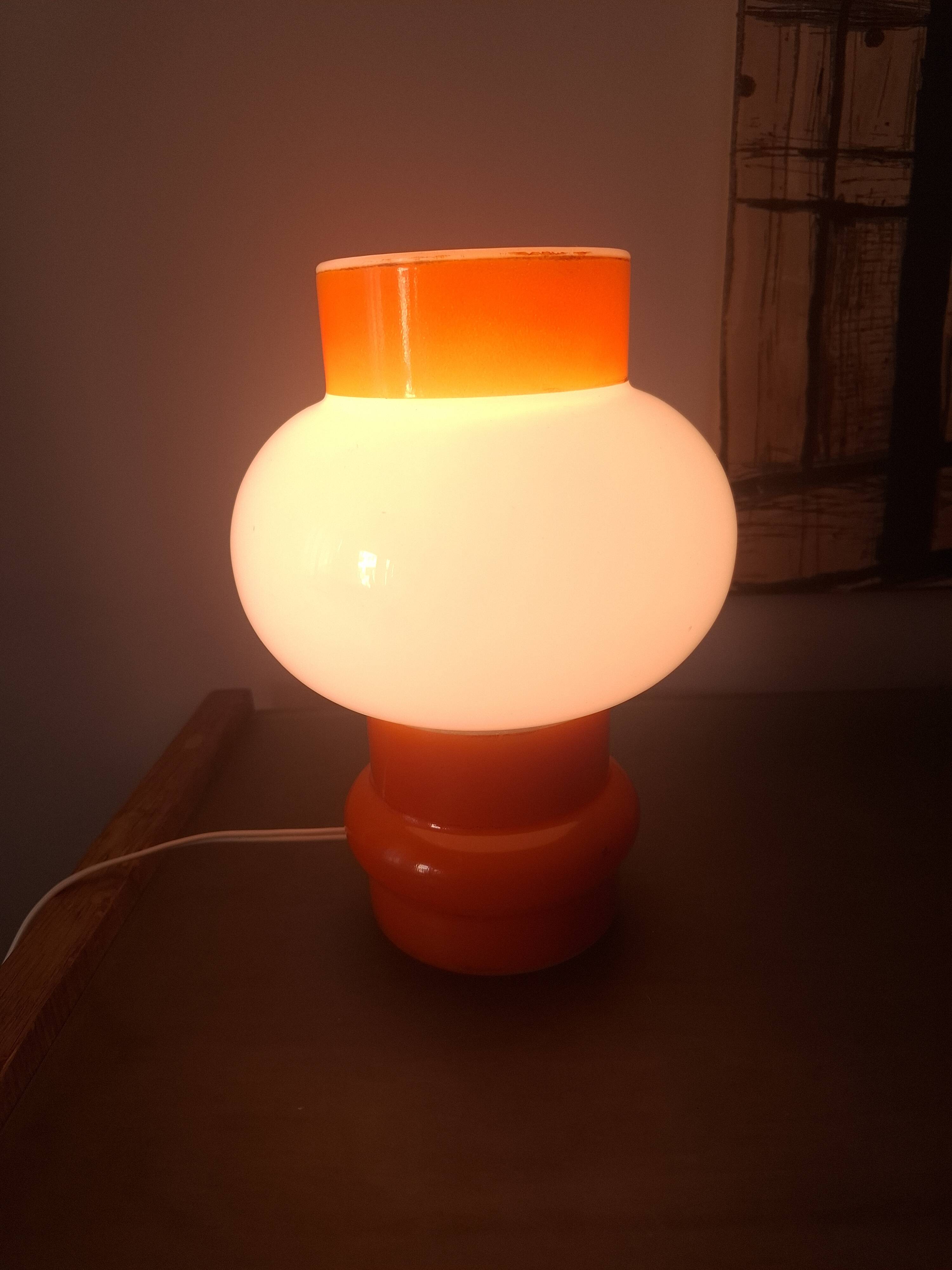 Lampe en opaline annees 70's
