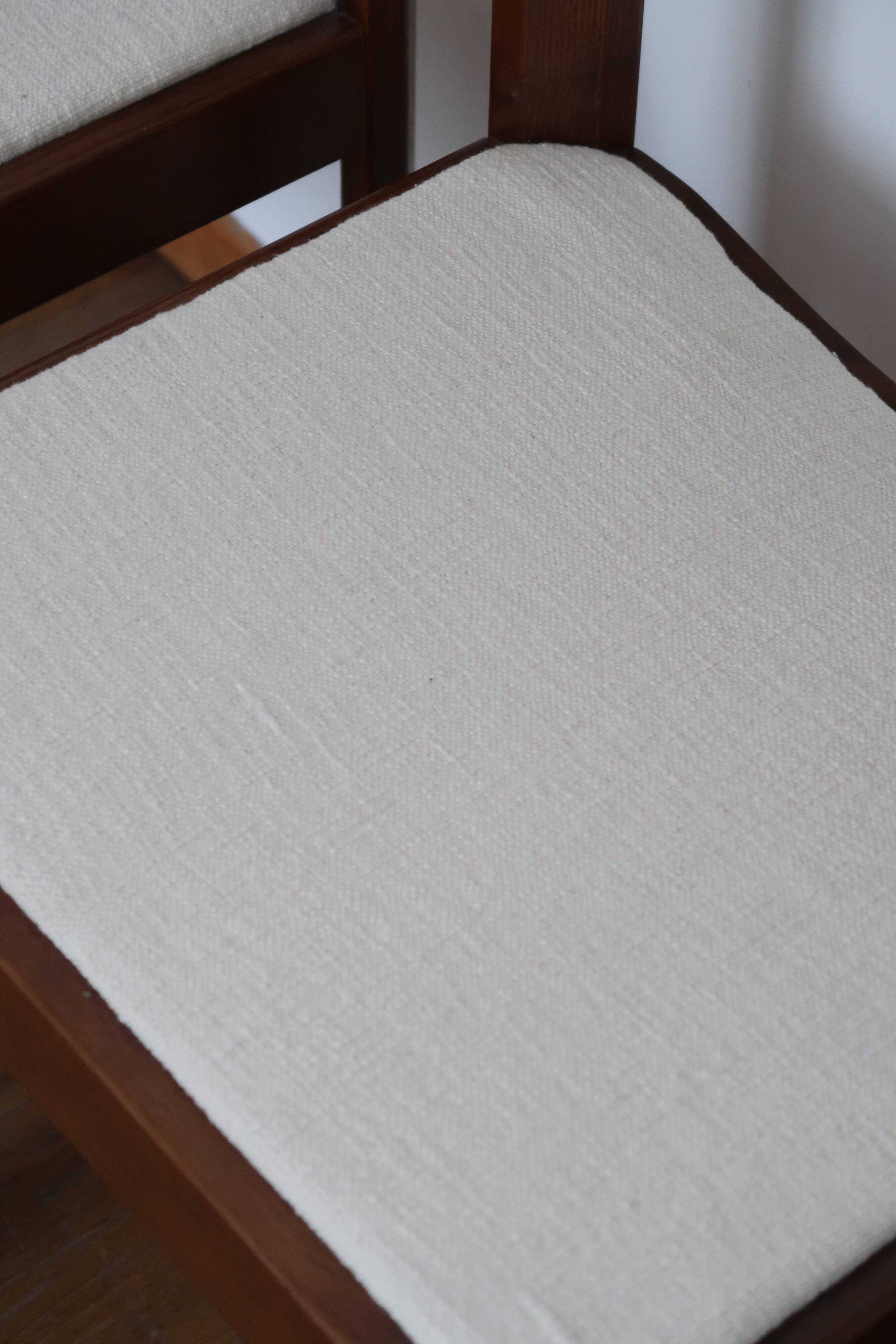 4 modernist cream chairs