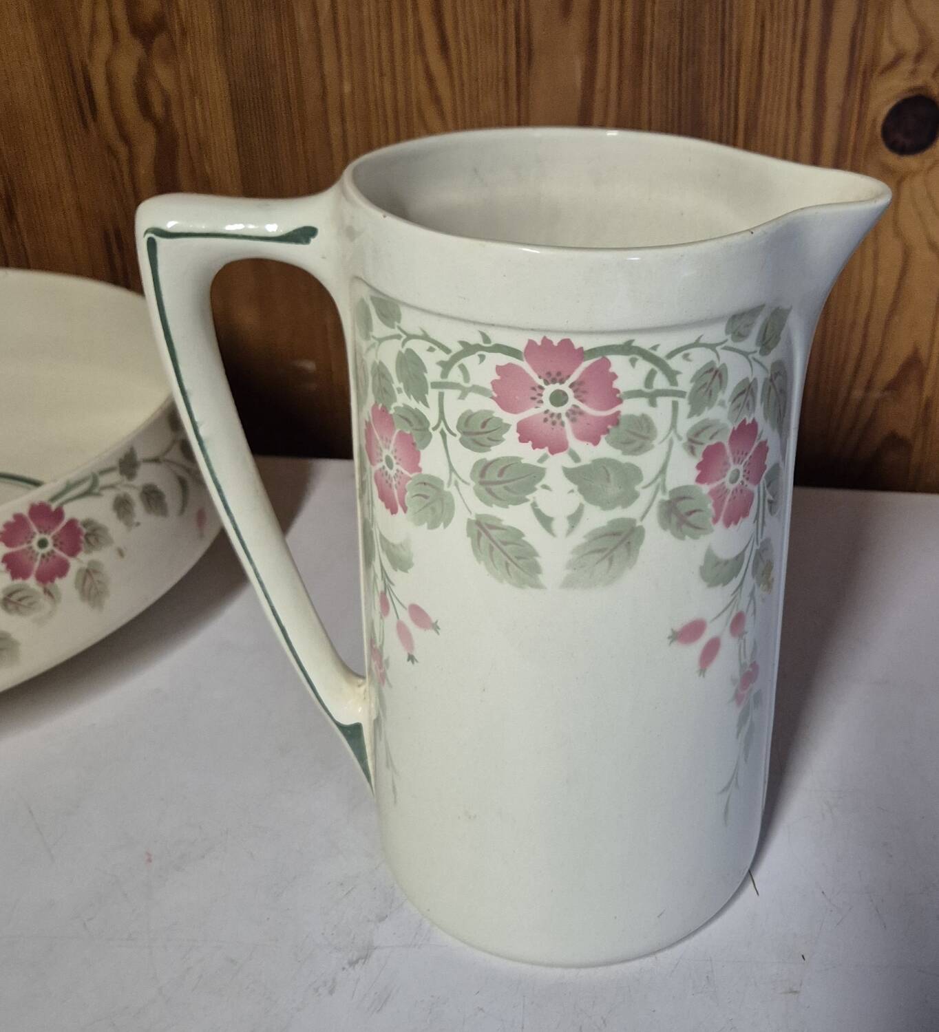 K&G Lunéville Eglantine jug and basin earthenware toilet set