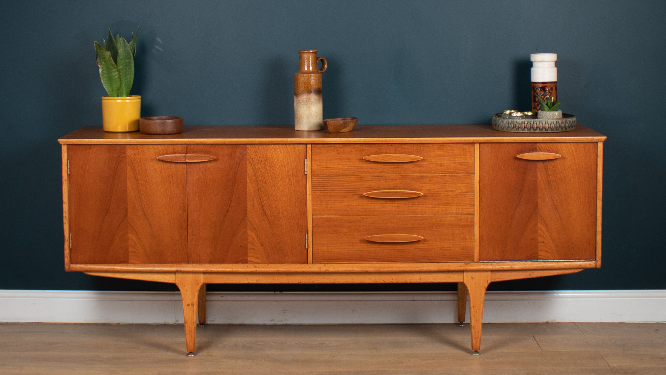 Retro Teak 1960s Jentique Long Sideboard