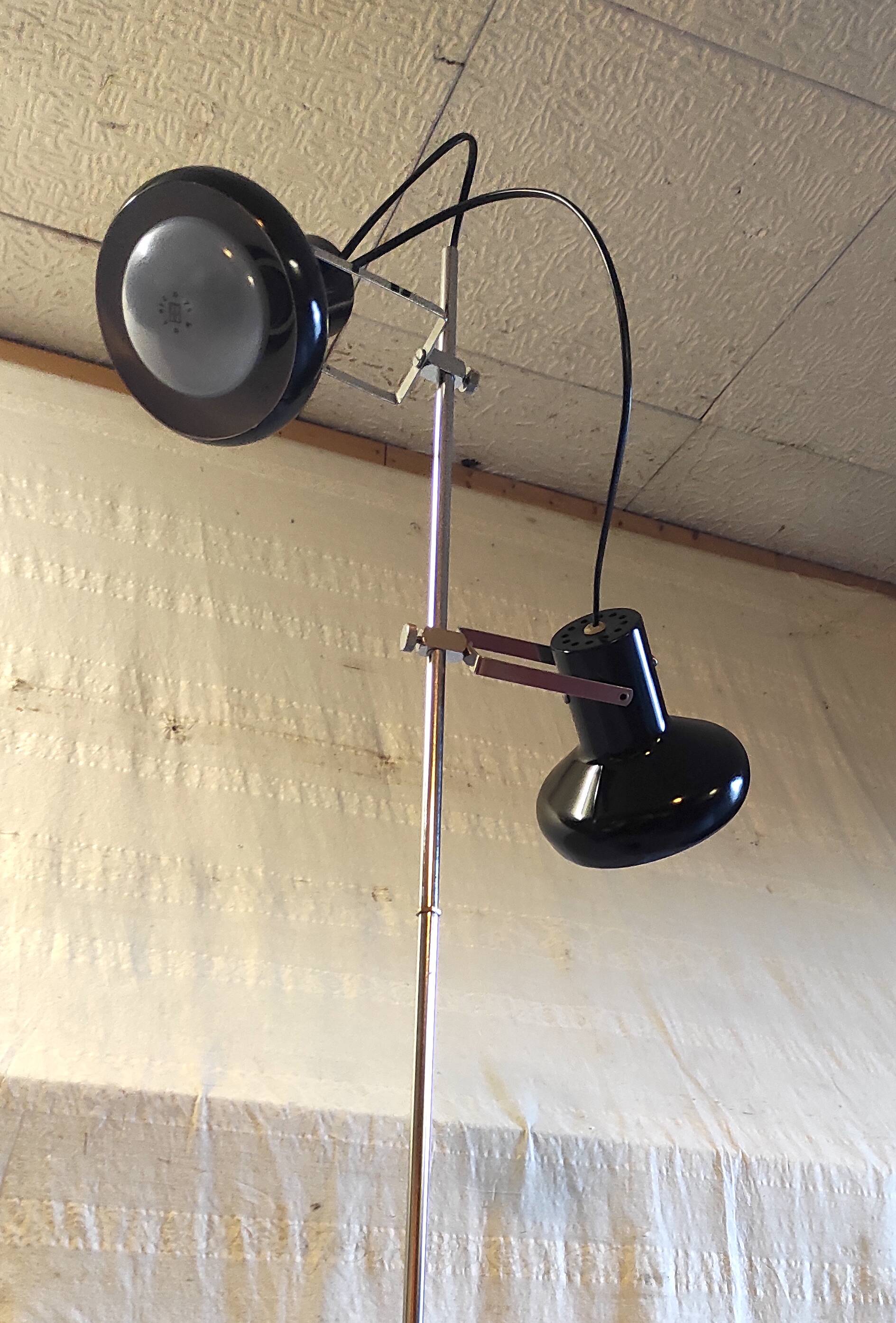 Floor lamp with 2 adjustable spotlights in chrome and black metal - 1960s/70s