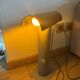Lampe grise et noir