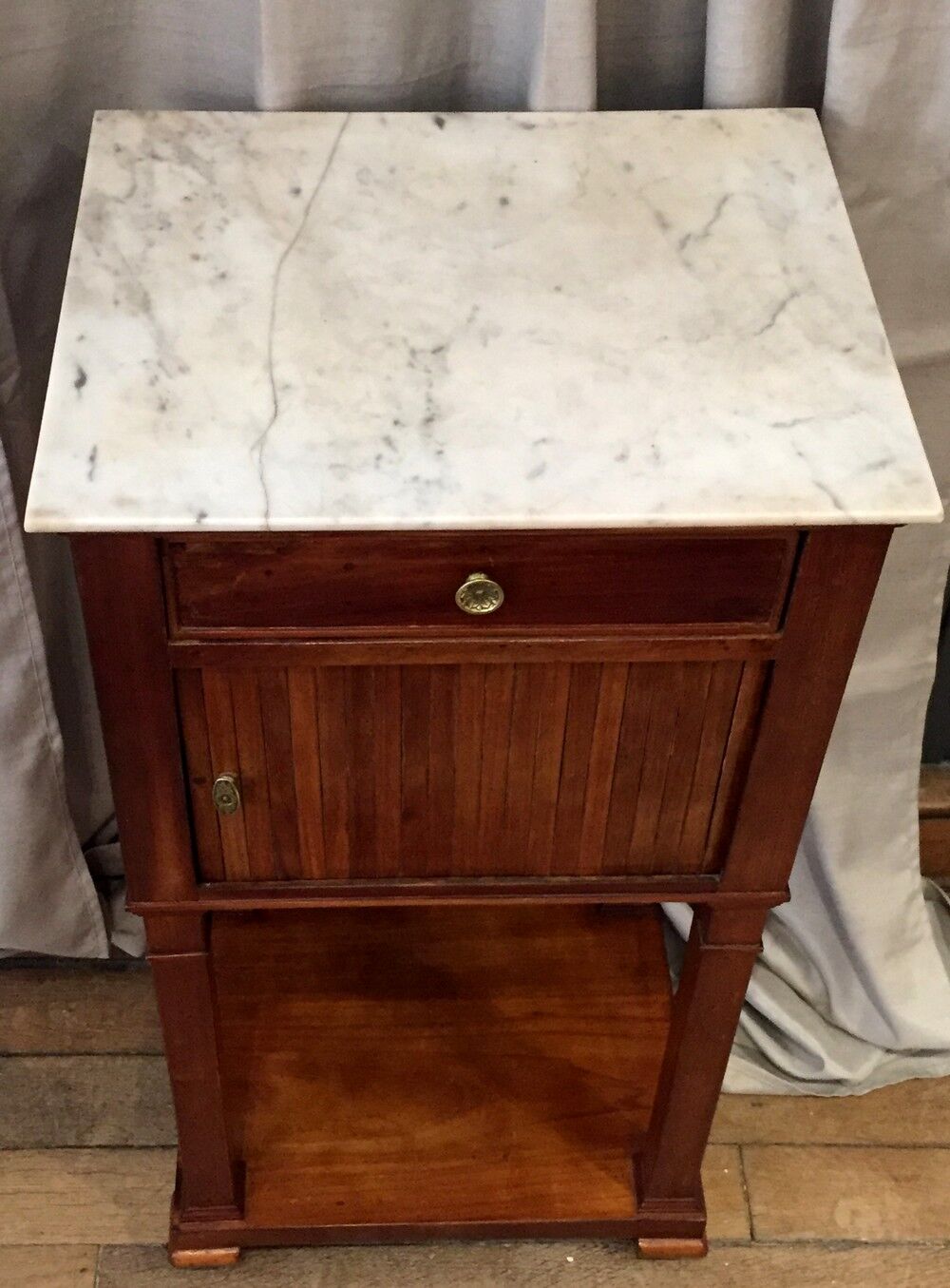 Bedside with wheels in walnut period Louis Philippe