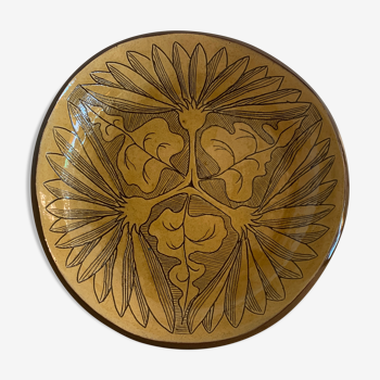 Contemporary enamelled terracotta plate by Robin Holloway
