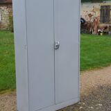 Armoire industrielle en fer