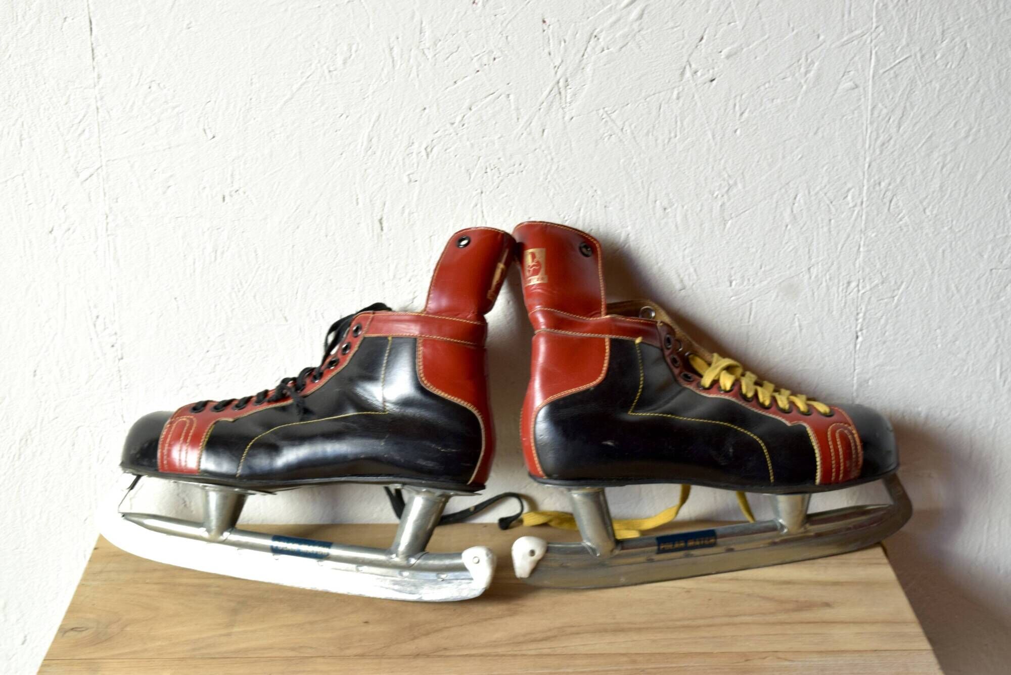 Pair of vintage Polar Match ice skates with carrying bag - 1970s