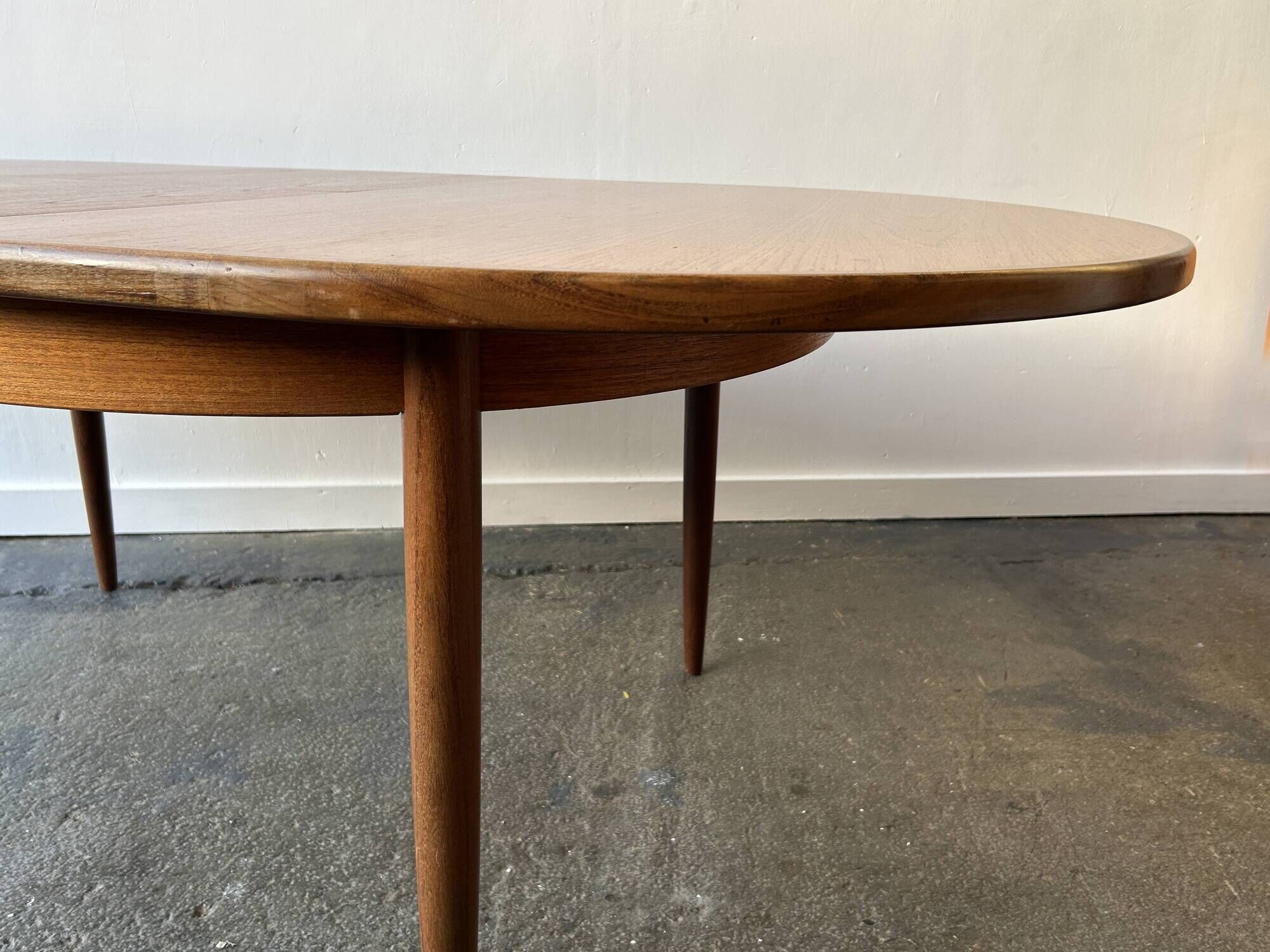 Table à manger ovale extensible vintage G Plan Fresco en teck, années 50