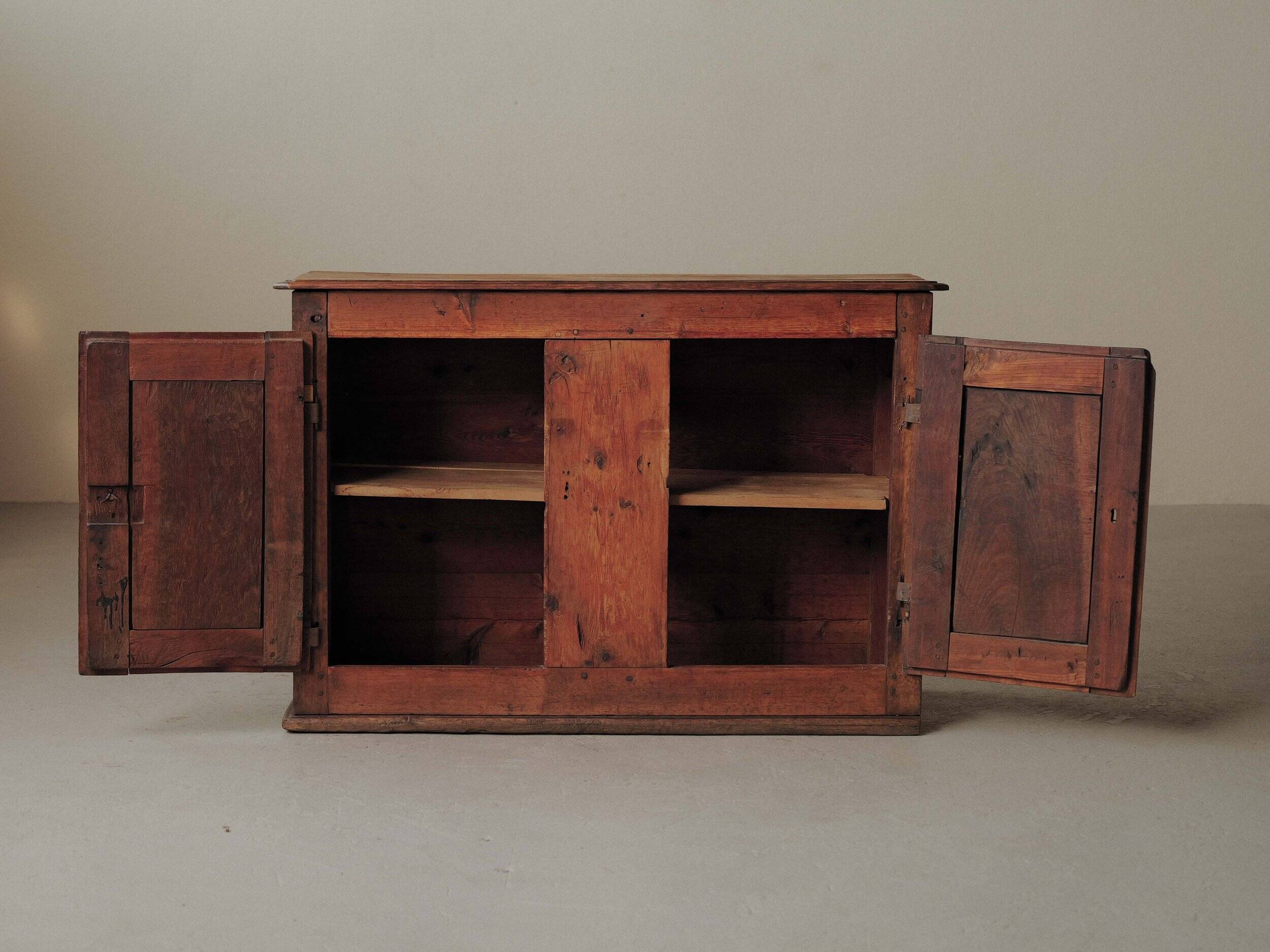 Mountain buffet in larch and solid pine, Folk art, 19th century