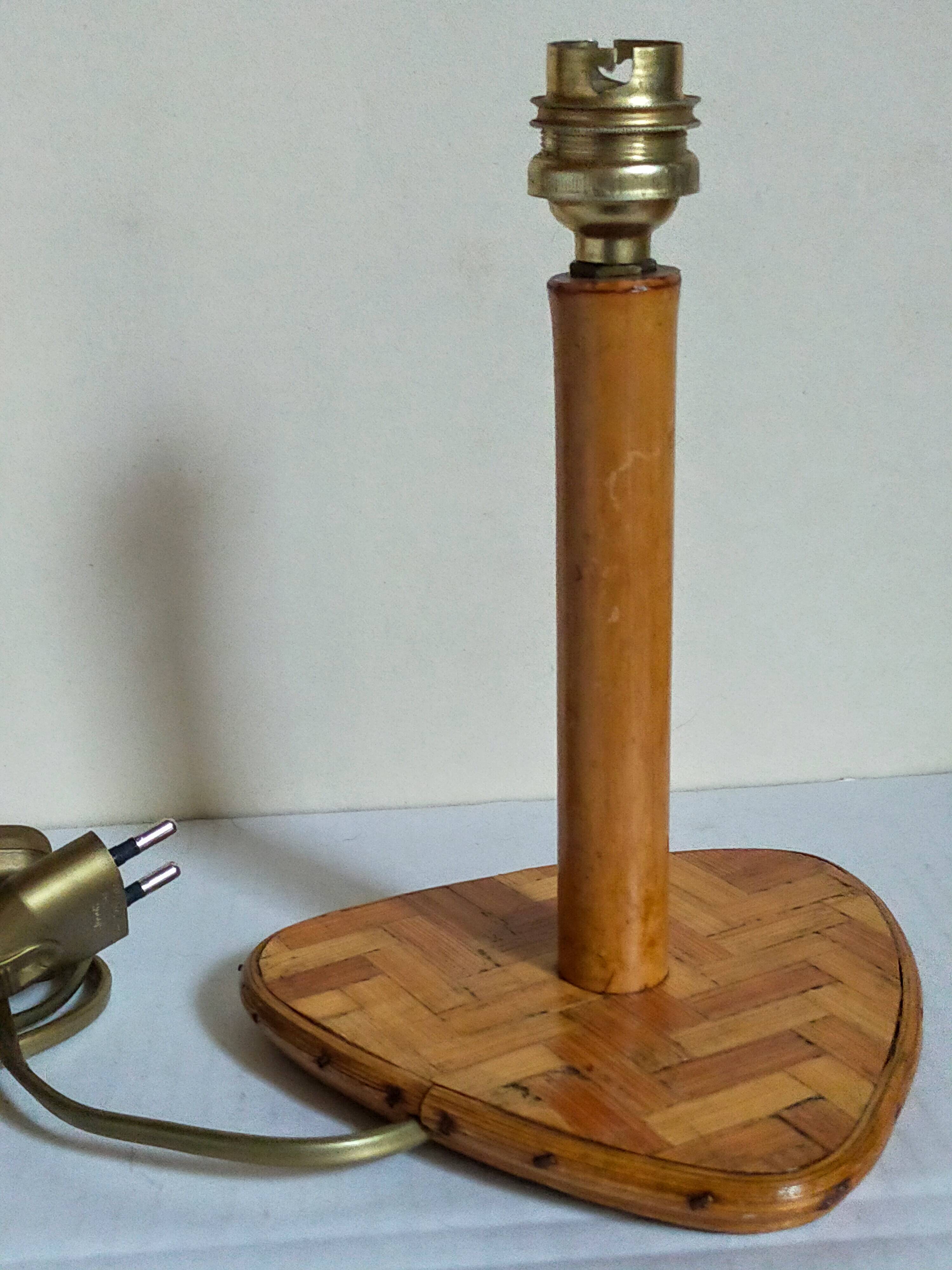 Table lamp in wood and rattan, 50s raffia lampshade