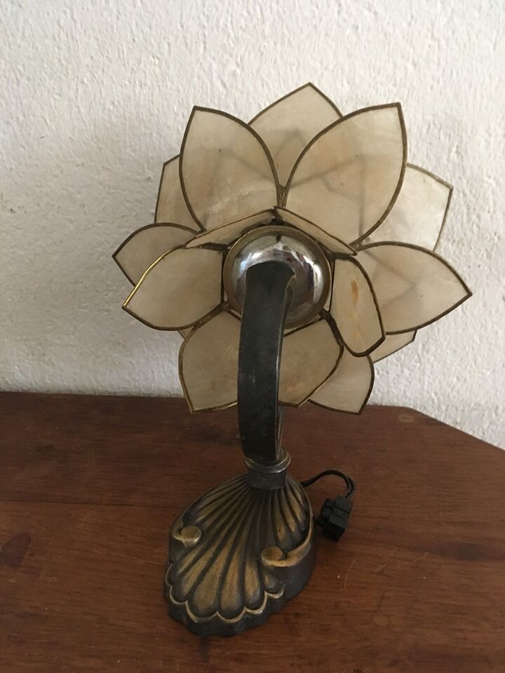 Lotus wall lamp in mother-of-pearl petals