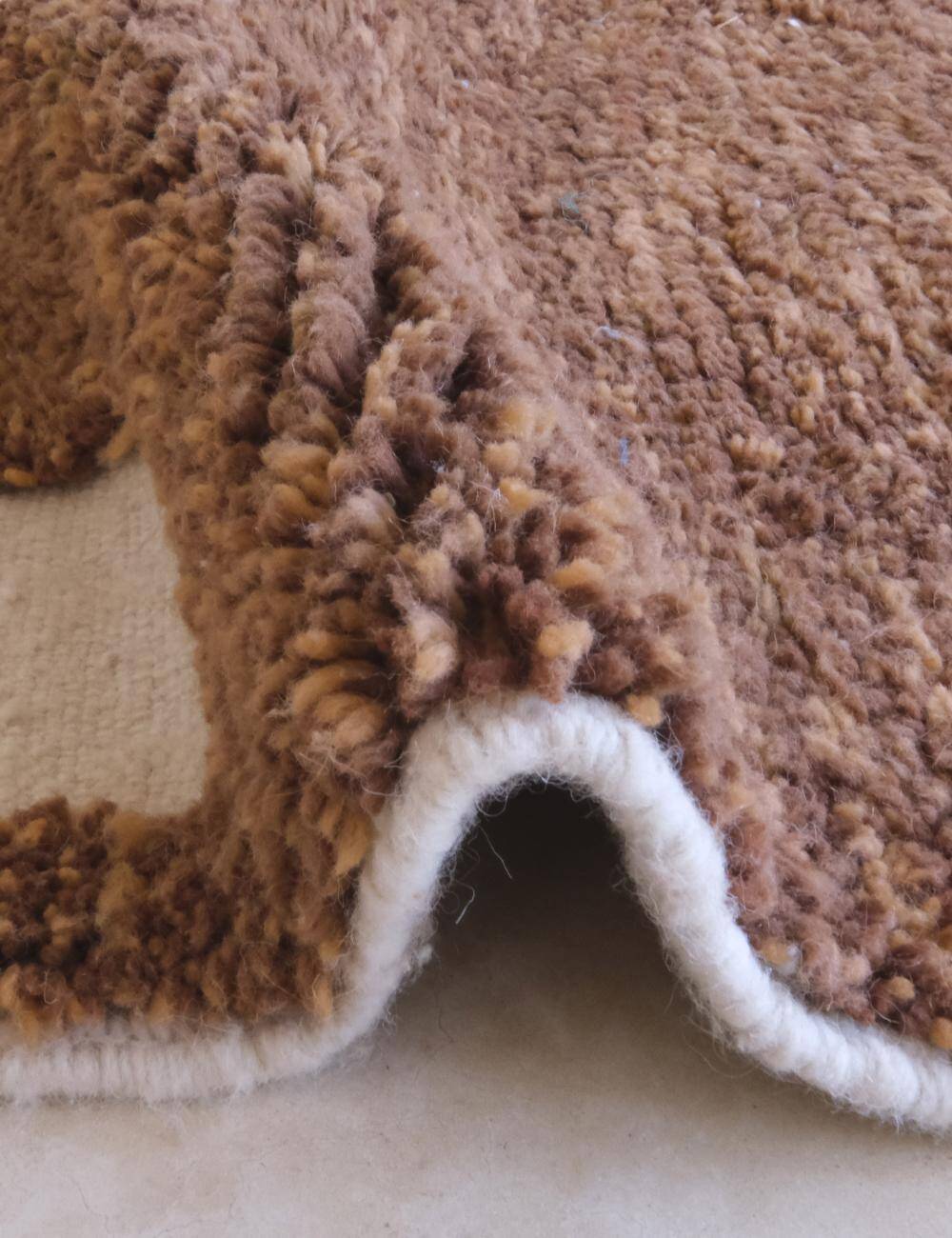 Contemporary Brown Rug - 283 x 220 cm