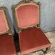 Importante paire de chaises de style Renaissance en bois sculpté