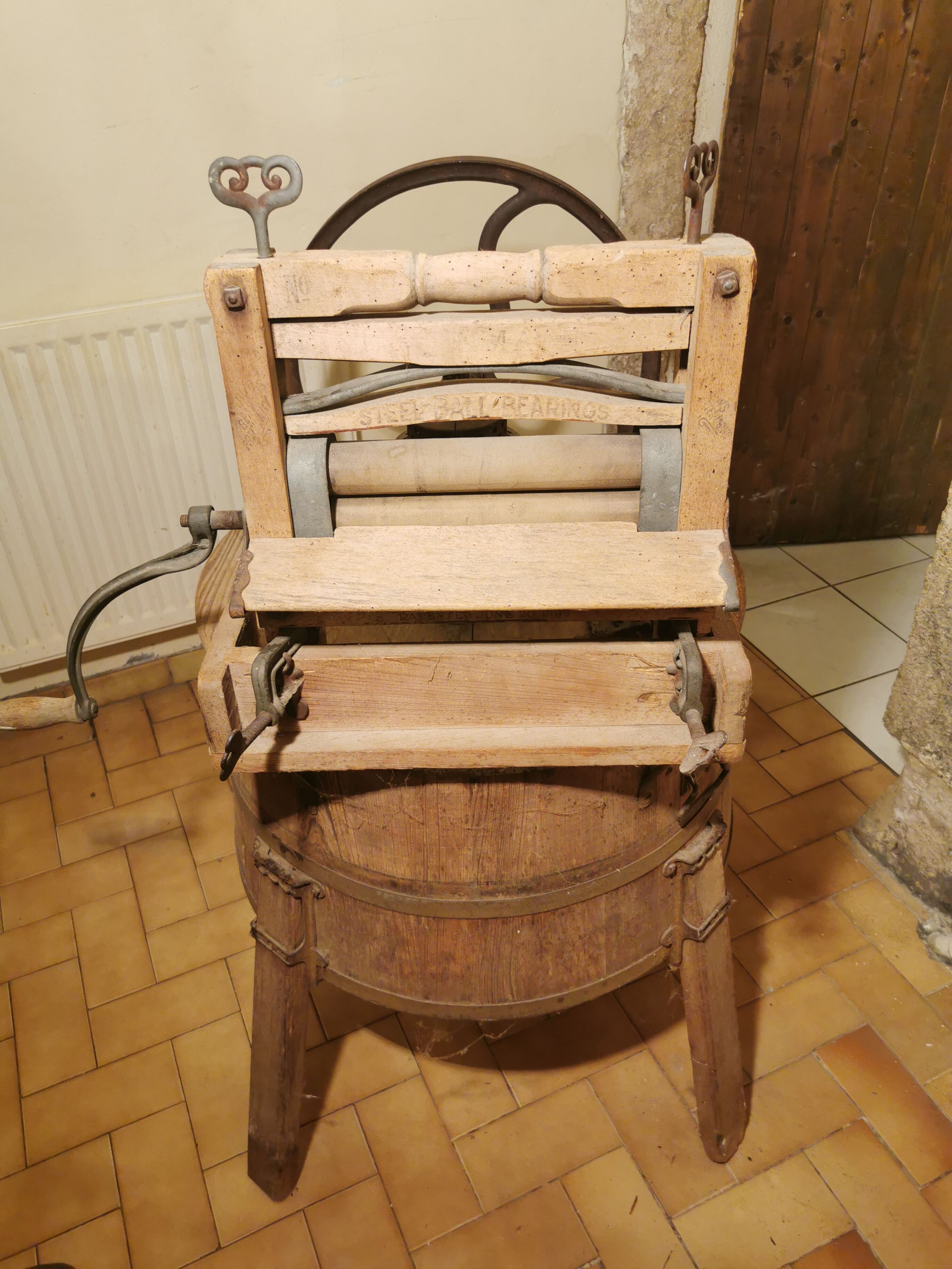 Essoreuse laveuse en bois époque 1900 Prima