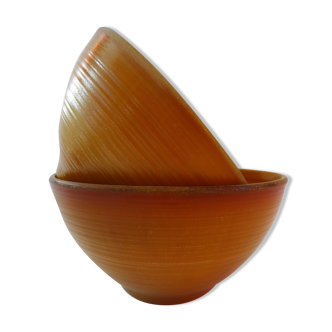 Brown arcopal bowls