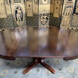 Baumann 1970 round table with integrated extensions