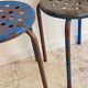 Tabouret industriel acier patine bleue & chocolat vintage