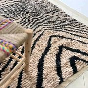 Decorated Berber rug 260cmx160cm