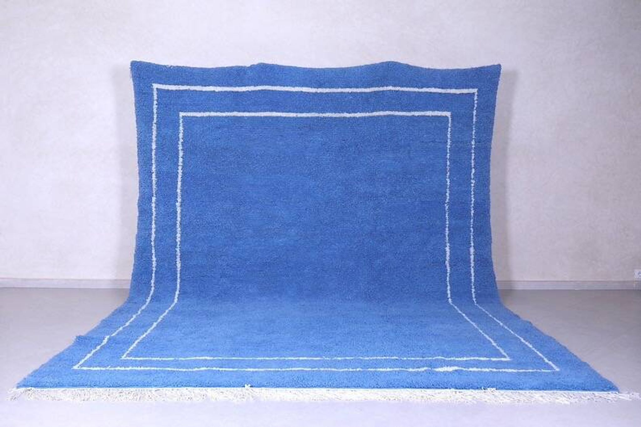Tapis marocain traditionnel en laine bleue, fait main