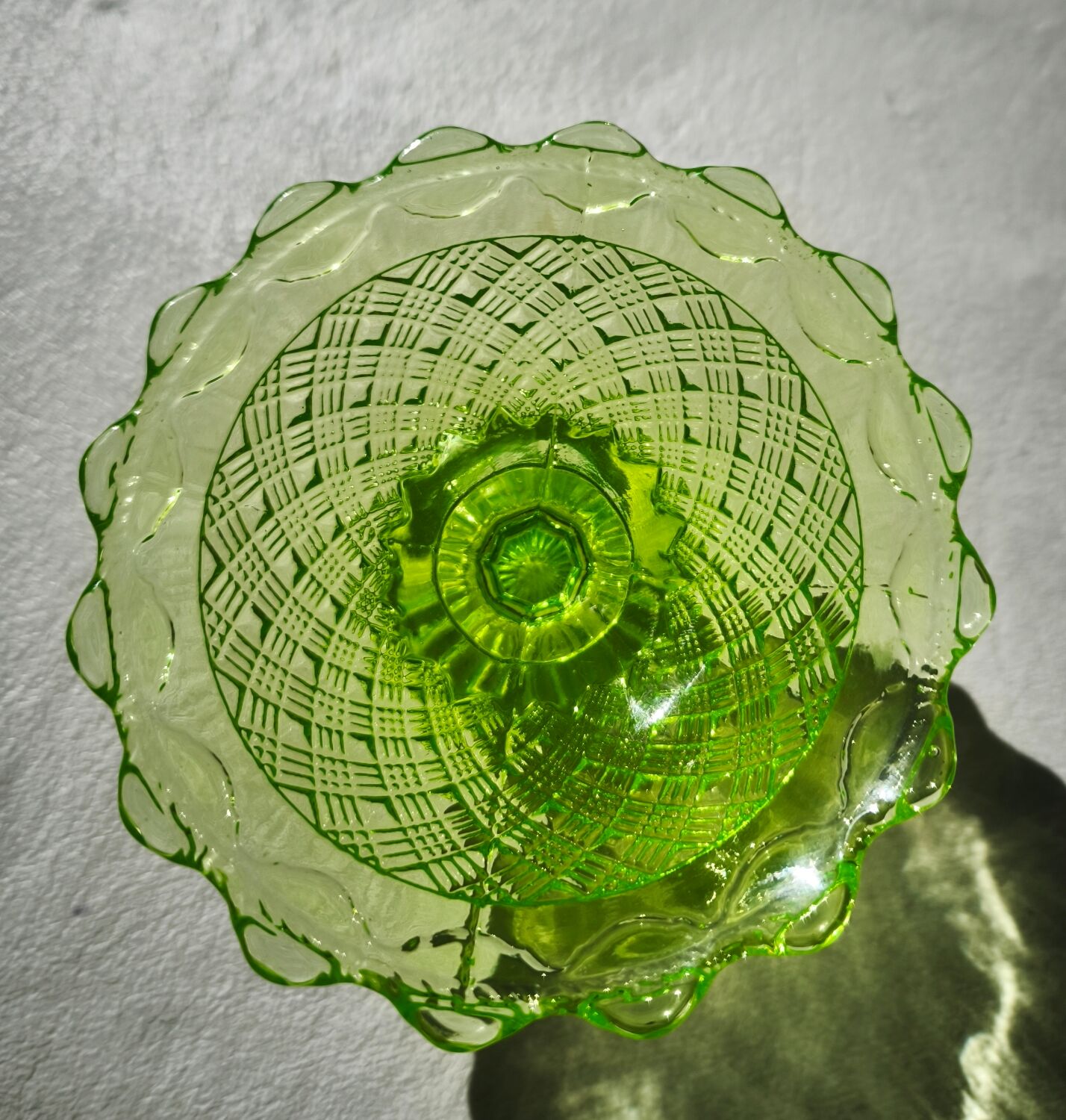 Pocket tray ring holder in ouraline by Fennec in Saar