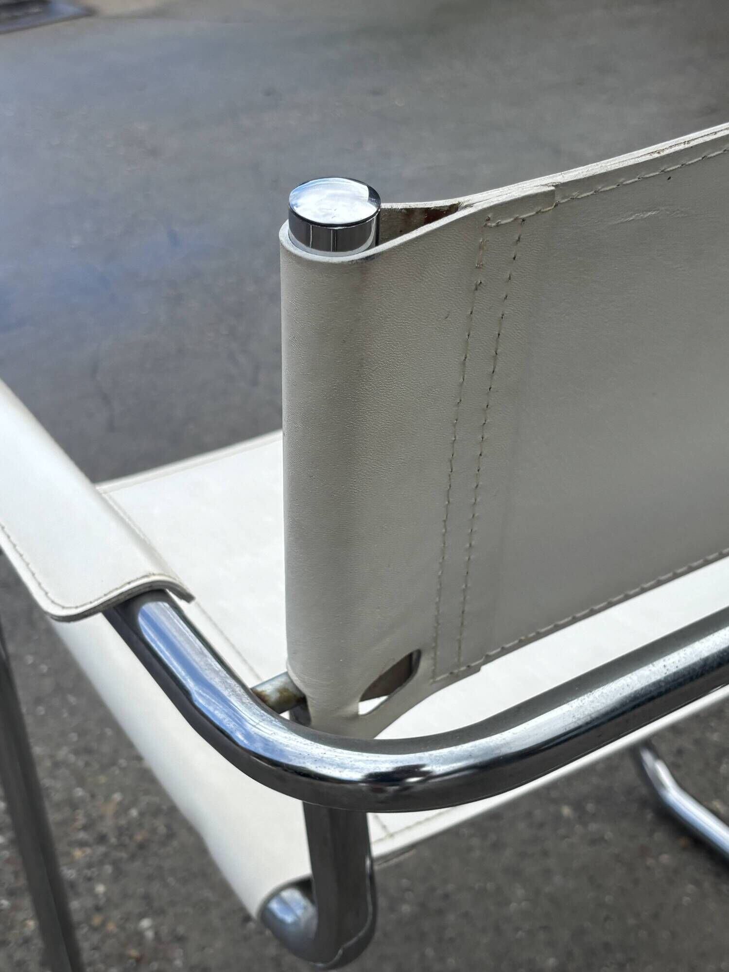 Set of 4 dining chairs in white, S34 Mart Stam/Marcel Breuer style Italy