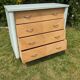 Commode scandinave pieds compas