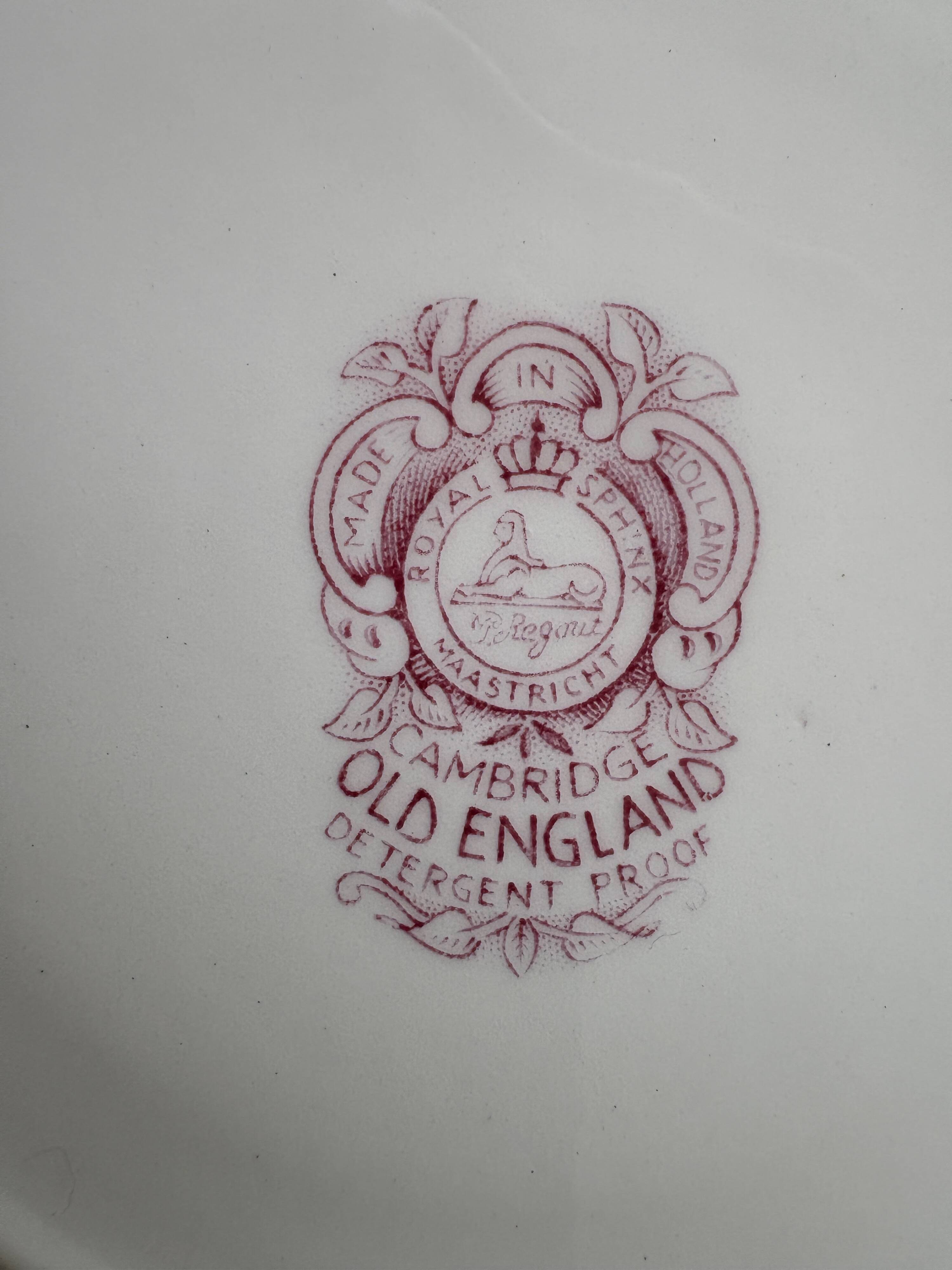 Lot de 6 assiettes à dessert modèle “Cambridge Old England”