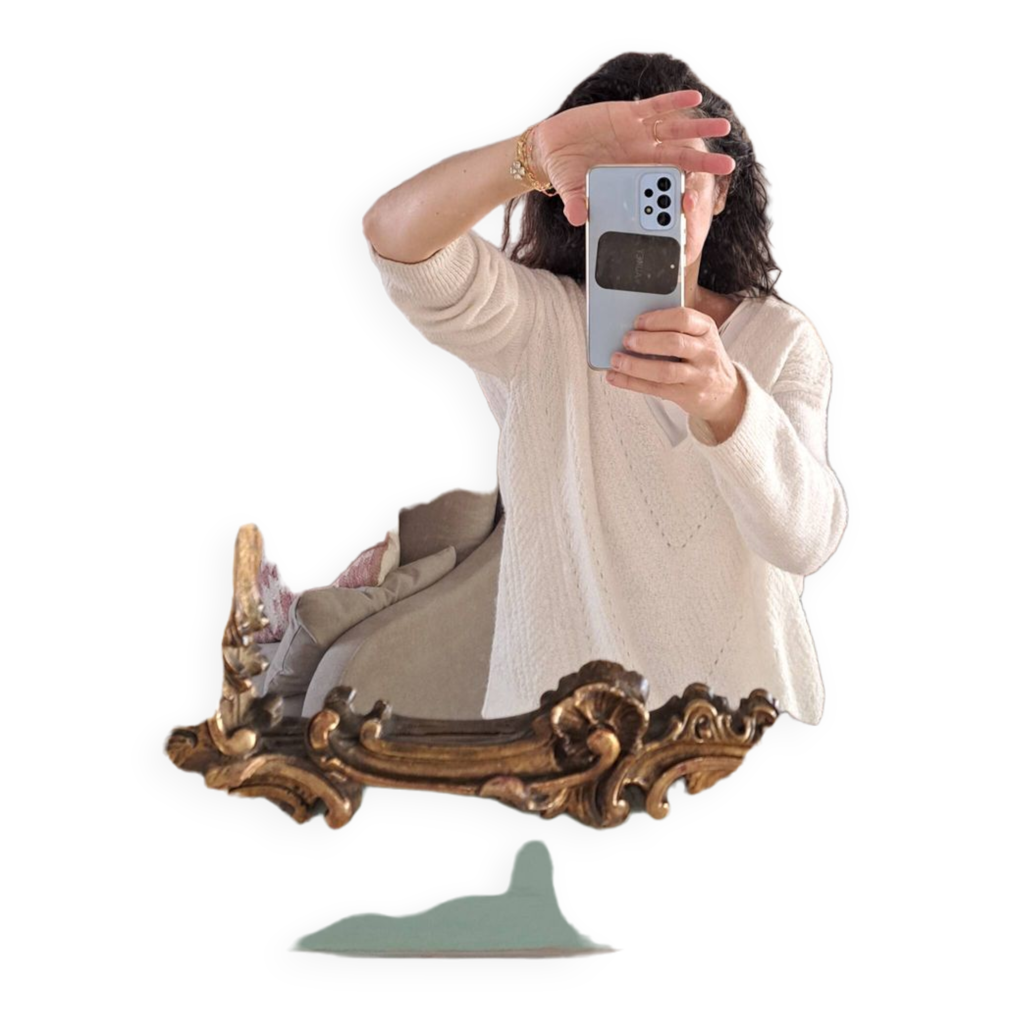 Antique Louis XV style mirror in wood and gilded stucco.