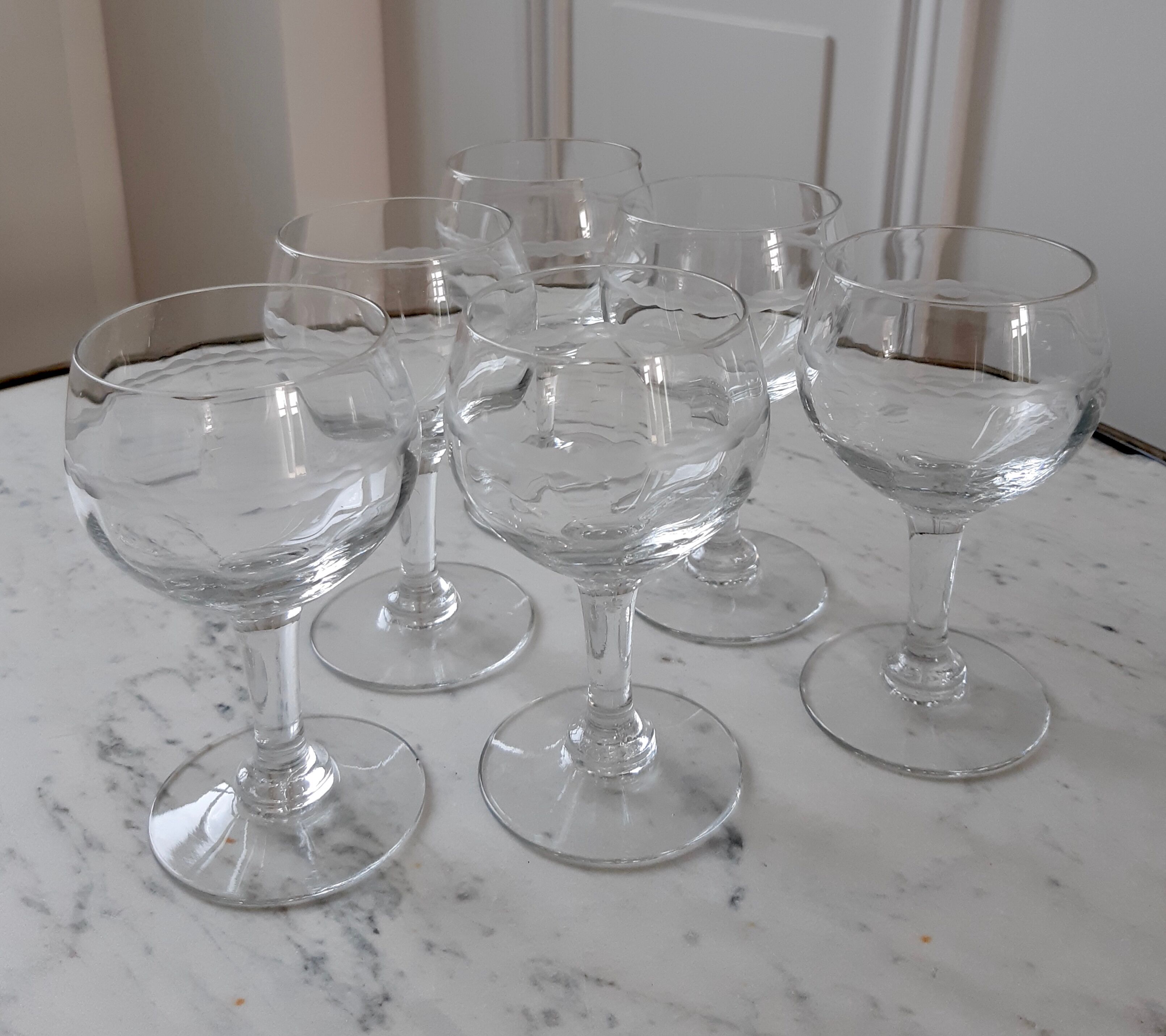Lot of 6 crystal balloon glasses 20 years