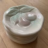 6 small ceramic plates