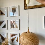 Telescopic wicker hanging lamp