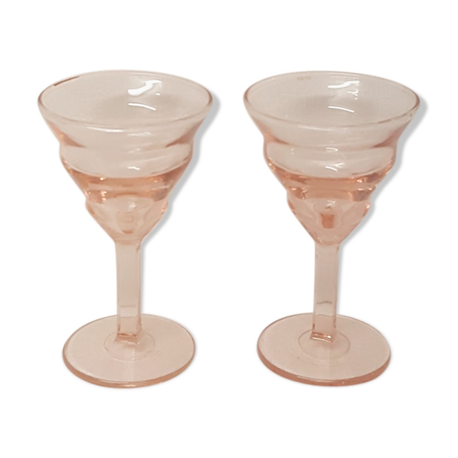 Duo of pink liquor glasses