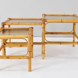 Ensemble de trois tables gigognes en bambou et verre fumé Espagne années 70