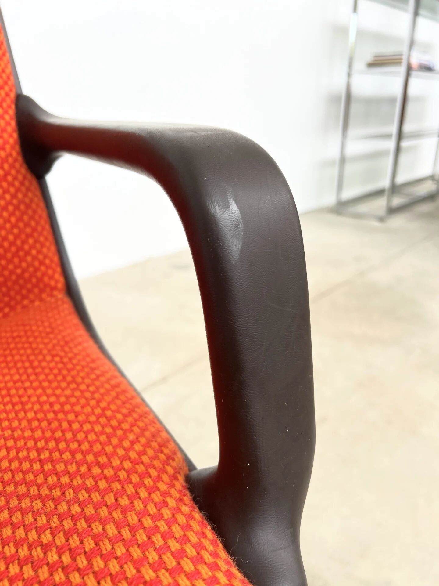Visitor chair Charles Pollock for Comforto — orange wool, 1970s