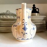 Cafetière Sarreguemines en faïence blanche et bleue, service "Copenhague" - début XXème